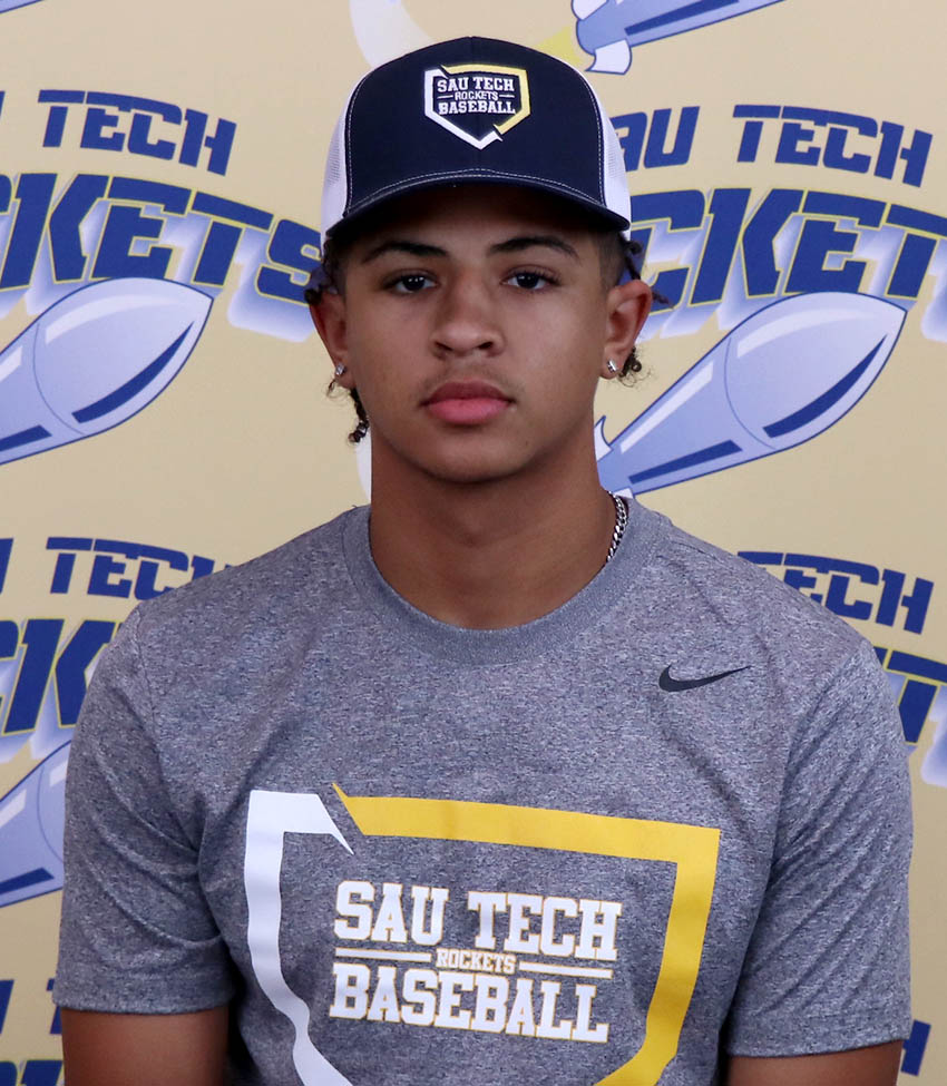 Young man in cap and gray t-shirt
